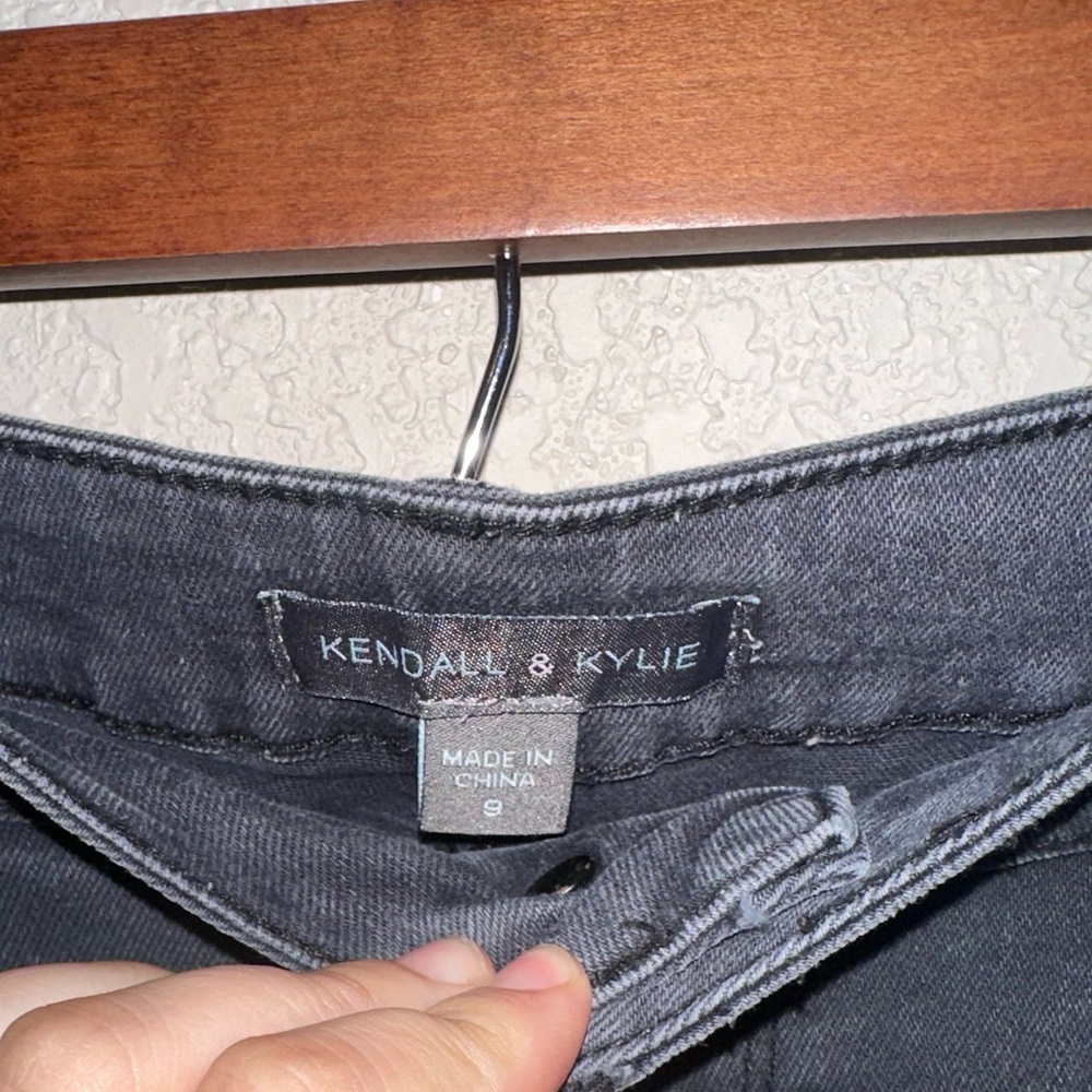 Kendall + Kylie Black Distressed Retro Jeans Ripped Skinny Mid Rise Size 9 - Picture 5 of 11